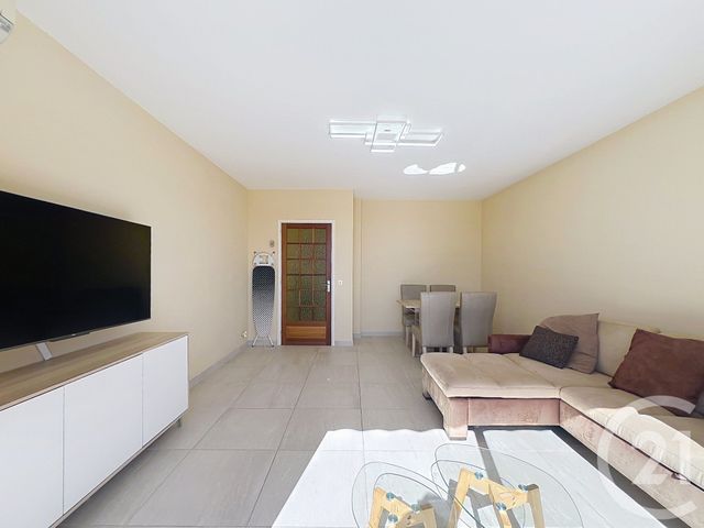 Appartement T2 &agrave; louer - 2 pi&egrave;ces - 52,68 m2 - Mandelieu La Napoule - 06 - PROVENCE-ALPES-COTE-D-AZUR