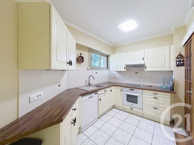 Appartement T2 &agrave; louer - 2 pi&egrave;ces - 52,68 m2 - Mandelieu La Napoule - 06 - PROVENCE-ALPES-COTE-D-AZUR