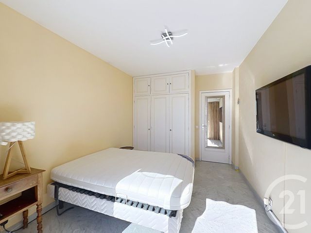 Appartement T2 &agrave; louer - 2 pi&egrave;ces - 52,68 m2 - Mandelieu La Napoule - 06 - PROVENCE-ALPES-COTE-D-AZUR