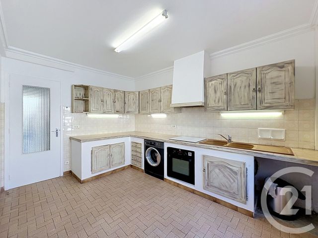 Appartement T4 &agrave; louer - 4 pi&egrave;ces - 85,43 m2 - Mandelieu La Napoule - 06 - PROVENCE-ALPES-COTE-D-AZUR