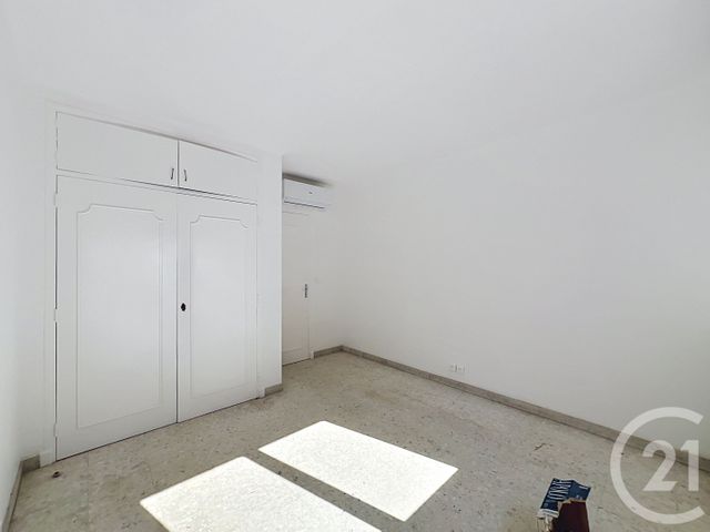 Appartement T4 &agrave; louer - 4 pi&egrave;ces - 85,43 m2 - Mandelieu La Napoule - 06 - PROVENCE-ALPES-COTE-D-AZUR