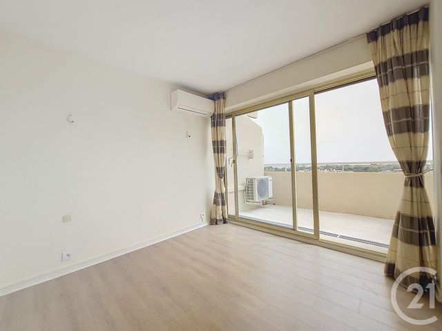 Appartement F3 &agrave; louer - 3 pi&egrave;ces - 64,35 m2 - Mandelieu La Napoule - 06 - PROVENCE-ALPES-COTE-D-AZUR