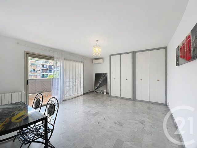 Appartement Studio à louer MANDELIEU LA NAPOULE