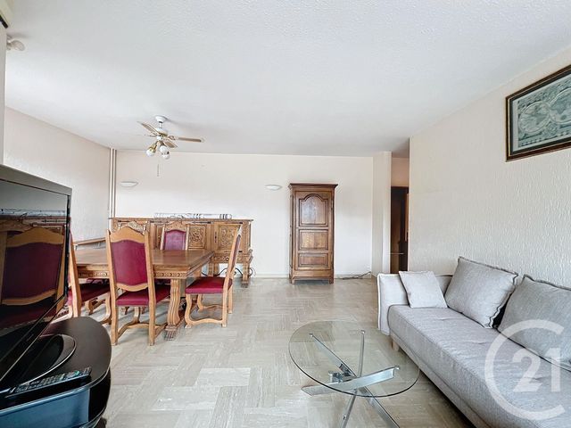 Appartement T2 &agrave; louer - 2 pi&egrave;ces - 49,66 m2 - Mandelieu La Napoule - 06 - PROVENCE-ALPES-COTE-D-AZUR