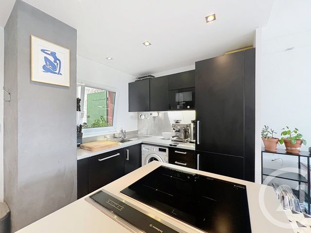Appartement T2 &agrave; louer - 2 pi&egrave;ces - 48,35 m2 - Vallauris - 06 - PROVENCE-ALPES-COTE-D-AZUR