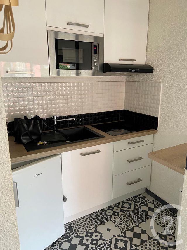 Appartement T2 &agrave; louer - 2 pi&egrave;ces - 36,03 m2 - Mandelieu La Napoule - 06 - PROVENCE-ALPES-COTE-D-AZUR