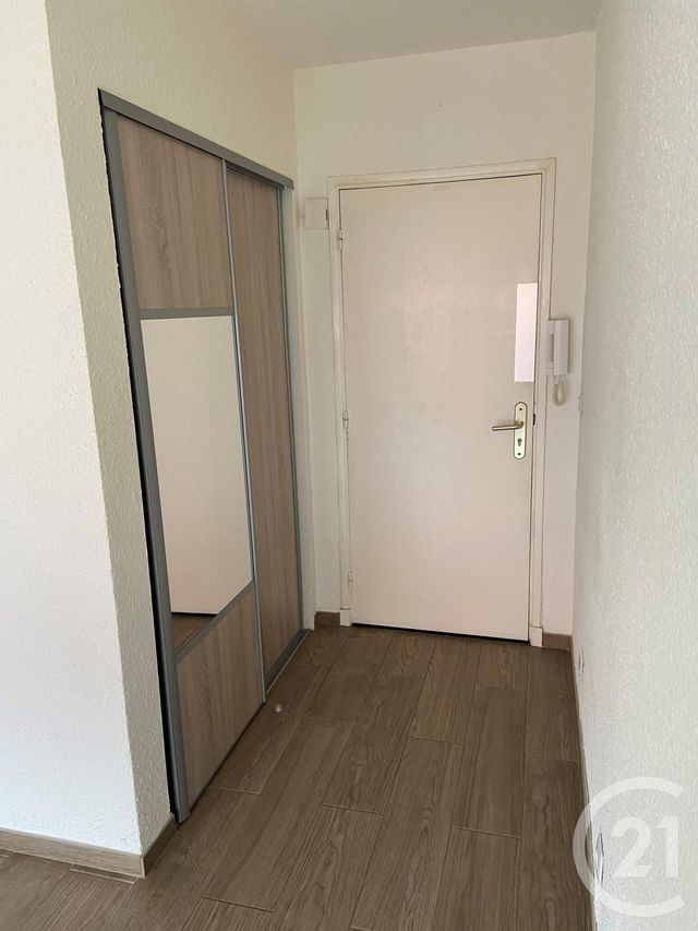 Appartement T2 &agrave; louer - 2 pi&egrave;ces - 36,03 m2 - Mandelieu La Napoule - 06 - PROVENCE-ALPES-COTE-D-AZUR
