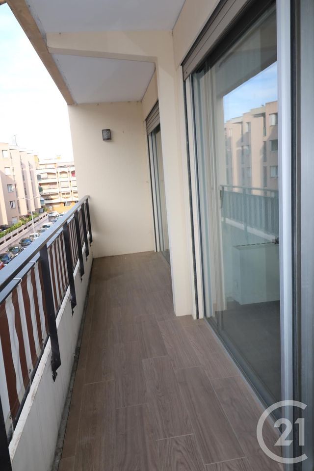 Appartement T2 &agrave; louer - 2 pi&egrave;ces - 36,03 m2 - Mandelieu La Napoule - 06 - PROVENCE-ALPES-COTE-D-AZUR