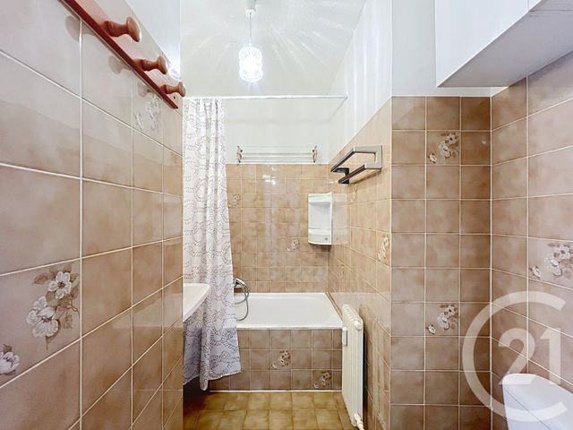 Appartement Studio &agrave; louer - 1 pi&egrave;ce - 21,73 m2 - Mandelieu La Napoule - 06 - PROVENCE-ALPES-COTE-D-AZUR