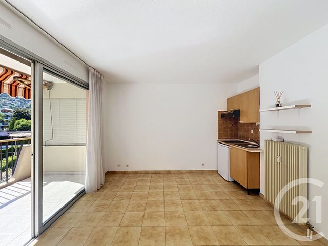 Appartement Studio &agrave; louer - 1 pi&egrave;ce - 21,73 m2 - Mandelieu La Napoule - 06 - PROVENCE-ALPES-COTE-D-AZUR