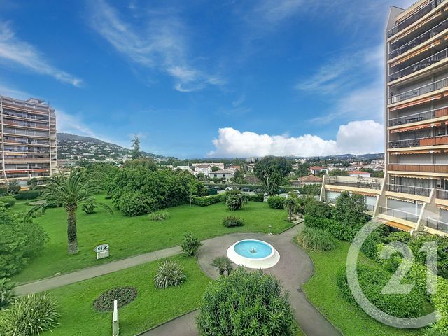 Appartement F1 à vendre MANDELIEU LA NAPOULE