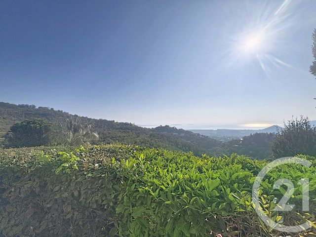 Appartement F3 &agrave; vendre - 3 pi&egrave;ces - 82 m2 - Mandelieu La Napoule - 06 - PROVENCE-ALPES-COTE-D-AZUR