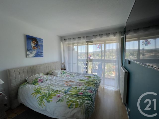 Appartement F3 &agrave; vendre - 3 pi&egrave;ces - 61 m2 - Mandelieu La Napoule - 06 - PROVENCE-ALPES-COTE-D-AZUR