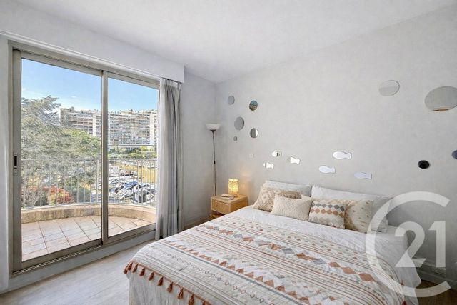 Appartement F2 &agrave; vendre - 2 pi&egrave;ces - 48,92 m2 - Mandelieu La Napoule - 06 - PROVENCE-ALPES-COTE-D-AZUR
