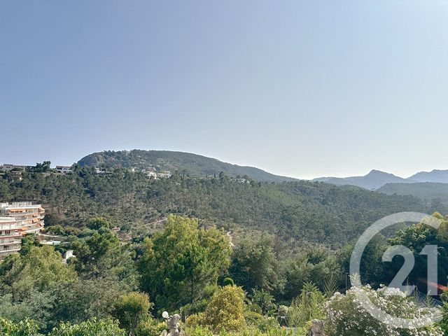 Appartement F5 &agrave; vendre - 5 pi&egrave;ces - 122,57 m2 - Mandelieu La Napoule - 06 - PROVENCE-ALPES-COTE-D-AZUR