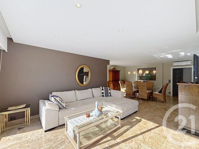 Appartement F5 &agrave; vendre - 5 pi&egrave;ces - 122,57 m2 - Mandelieu La Napoule - 06 - PROVENCE-ALPES-COTE-D-AZUR