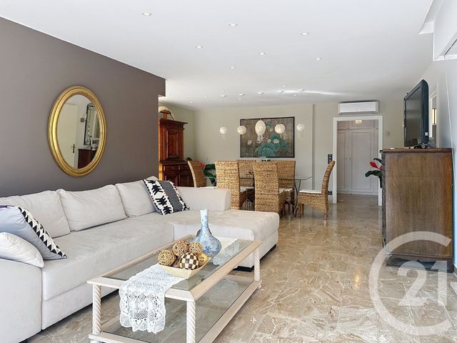 Appartement F5 &agrave; vendre - 5 pi&egrave;ces - 122,57 m2 - Mandelieu La Napoule - 06 - PROVENCE-ALPES-COTE-D-AZUR