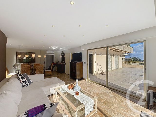 Appartement F5 &agrave; vendre - 5 pi&egrave;ces - 122,57 m2 - Mandelieu La Napoule - 06 - PROVENCE-ALPES-COTE-D-AZUR