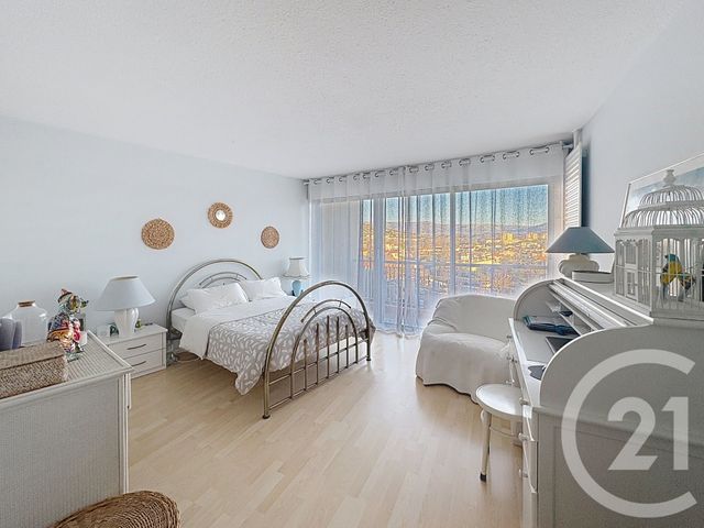 Appartement F4 &agrave; vendre - 4 pi&egrave;ces - 110 m2 - Mandelieu La Napoule - 06 - PROVENCE-ALPES-COTE-D-AZUR