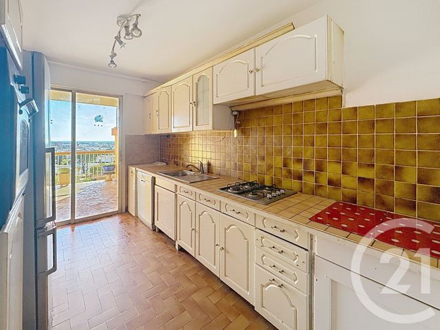Appartement F4 &agrave; vendre - 4 pi&egrave;ces - 103,86 m2 - Mandelieu La Napoule - 06 - PROVENCE-ALPES-COTE-D-AZUR