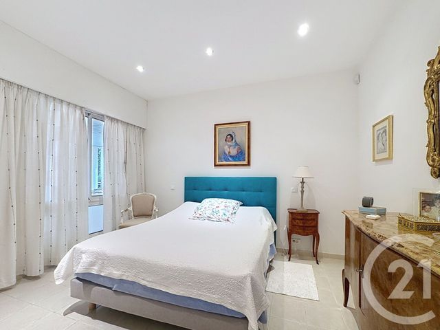 Appartement F7 et + &agrave; vendre - 7 pi&egrave;ces - 169,77 m2 - Mandelieu La Napoule - 06 - PROVENCE-ALPES-COTE-D-AZUR