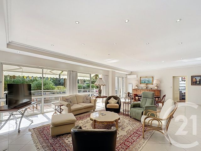 Appartement F7 et + &agrave; vendre - 7 pi&egrave;ces - 169,77 m2 - Mandelieu La Napoule - 06 - PROVENCE-ALPES-COTE-D-AZUR