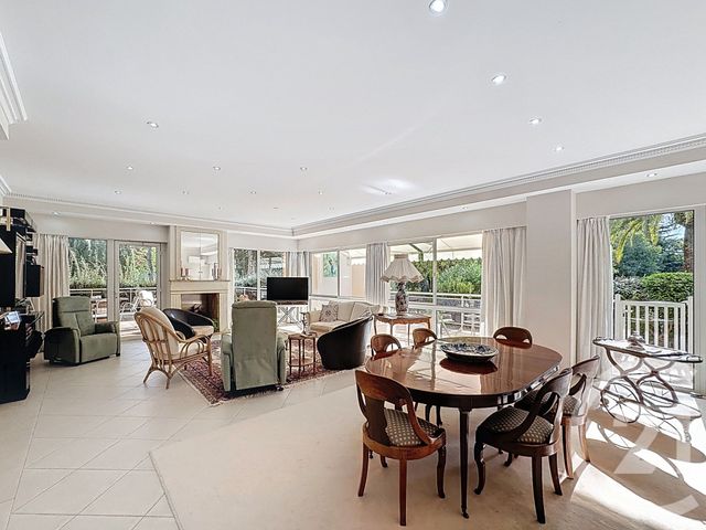 Appartement F7 Et + à vendre MANDELIEU LA NAPOULE