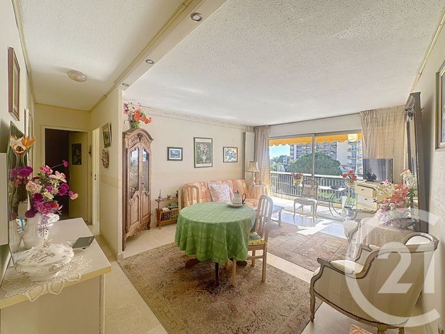 Appartement F2 &agrave; vendre - 2 pi&egrave;ces - 54,79 m2 - Mandelieu La Napoule - 06 - PROVENCE-ALPES-COTE-D-AZUR