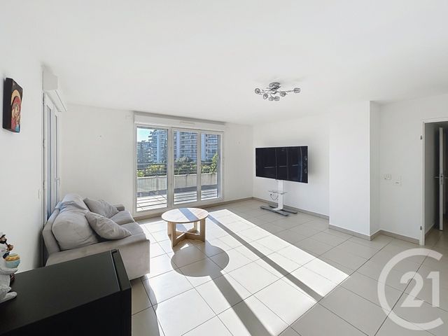 Appartement F4 &agrave; vendre - 4 pi&egrave;ces - 92 m2 - Mandelieu La Napoule - 06 - PROVENCE-ALPES-COTE-D-AZUR