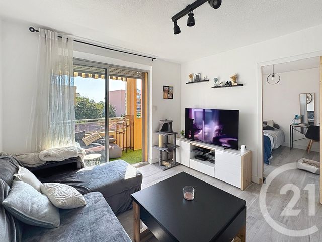 Appartement F2 &agrave; vendre - 2 pi&egrave;ces - 32,10 m2 - Mandelieu La Napoule - 06 - PROVENCE-ALPES-COTE-D-AZUR