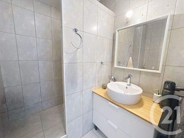 Appartement F2 &agrave; vendre - 2 pi&egrave;ces - 32,10 m2 - Mandelieu La Napoule - 06 - PROVENCE-ALPES-COTE-D-AZUR