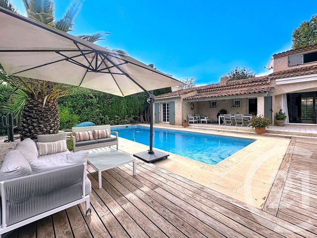 Maison &agrave; vendre - 4 pi&egrave;ces - 130 m2 - Mandelieu La Napoule - 06 - PROVENCE-ALPES-COTE-D-AZUR