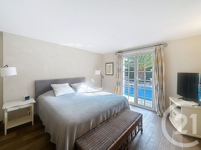 Maison &agrave; vendre - 4 pi&egrave;ces - 130 m2 - Mandelieu La Napoule - 06 - PROVENCE-ALPES-COTE-D-AZUR