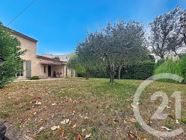 Maison &agrave; vendre - 4 pi&egrave;ces - 130 m2 - Mandelieu La Napoule - 06 - PROVENCE-ALPES-COTE-D-AZUR