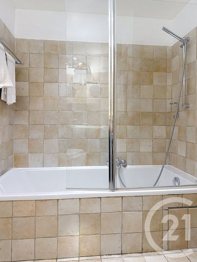 Appartement F3 &agrave; vendre - 3 pi&egrave;ces - 60,32 m2 - Mandelieu La Napoule - 06 - PROVENCE-ALPES-COTE-D-AZUR