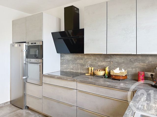 Maison &agrave; vendre - 5 pi&egrave;ces - 99,13 m2 - Mandelieu La Napoule - 06 - PROVENCE-ALPES-COTE-D-AZUR