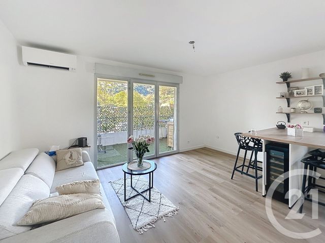 Appartement F3 à vendre MANDELIEU LA NAPOULE