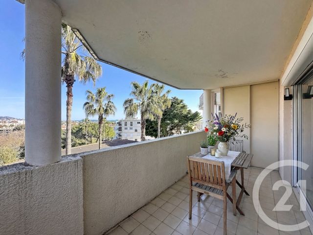 Appartement F5 &agrave; vendre - 5 pi&egrave;ces - 116,36 m2 - Mandelieu La Napoule - 06 - PROVENCE-ALPES-COTE-D-AZUR