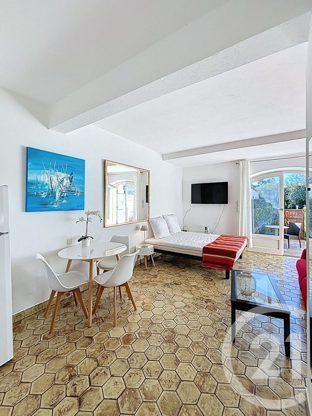 Appartement F1 à vendre MANDELIEU LA NAPOULE