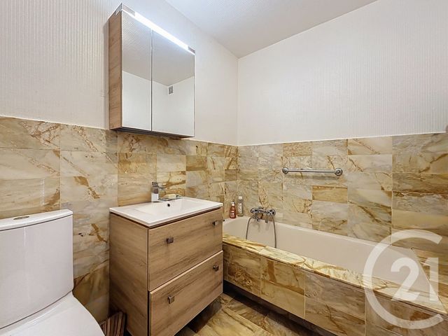 Maison &agrave; vendre - 4 pi&egrave;ces - 101,06 m2 - Mandelieu La Napoule - 06 - PROVENCE-ALPES-COTE-D-AZUR