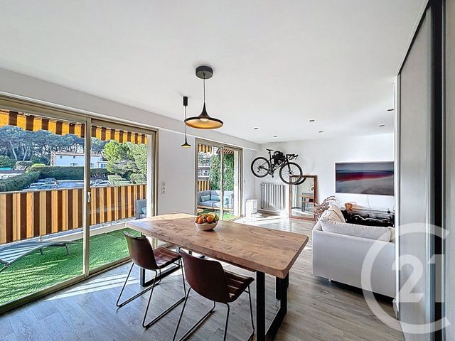 Appartement T3 &agrave; vendre - 3 pi&egrave;ces - 75 m2 - Le Cannet - 06 - PROVENCE-ALPES-COTE-D-AZUR