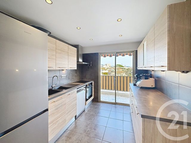 Appartement T3 &agrave; vendre - 3 pi&egrave;ces - 75 m2 - Le Cannet - 06 - PROVENCE-ALPES-COTE-D-AZUR