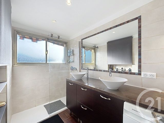 Appartement T3 &agrave; vendre - 3 pi&egrave;ces - 75 m2 - Le Cannet - 06 - PROVENCE-ALPES-COTE-D-AZUR