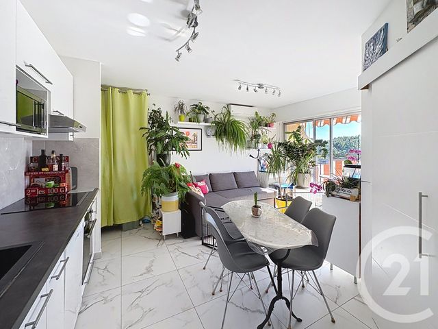 Appartement F2 &agrave; vendre - 2 pi&egrave;ces - 40 m2 - Mandelieu La Napoule - 06 - PROVENCE-ALPES-COTE-D-AZUR