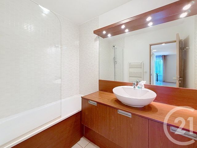 Appartement F3 &agrave; vendre - 3 pi&egrave;ces - 53,74 m2 - Mandelieu La Napoule - 06 - PROVENCE-ALPES-COTE-D-AZUR