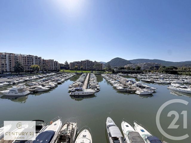 Appartement F4 &agrave; vendre - 4 pi&egrave;ces - 95,52 m2 - Mandelieu La Napoule - 06 - PROVENCE-ALPES-COTE-D-AZUR
