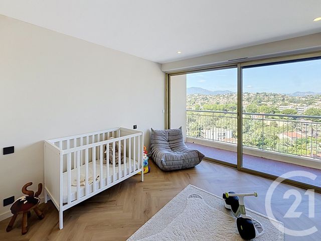 Appartement F4 &agrave; vendre - 4 pi&egrave;ces - 99,62 m2 - Mandelieu La Napoule - 06 - PROVENCE-ALPES-COTE-D-AZUR