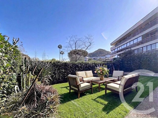 Appartement F3 à vendre MANDELIEU LA NAPOULE