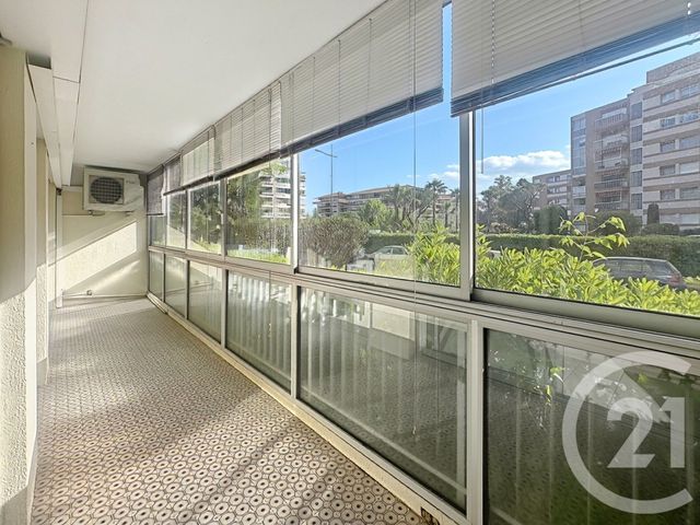 Appartement F2 à vendre MANDELIEU LA NAPOULE