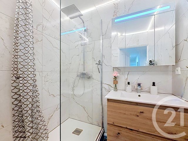 Appartement F3 &agrave; vendre - 3 pi&egrave;ces - 61,17 m2 - Mandelieu La Napoule - 06 - PROVENCE-ALPES-COTE-D-AZUR